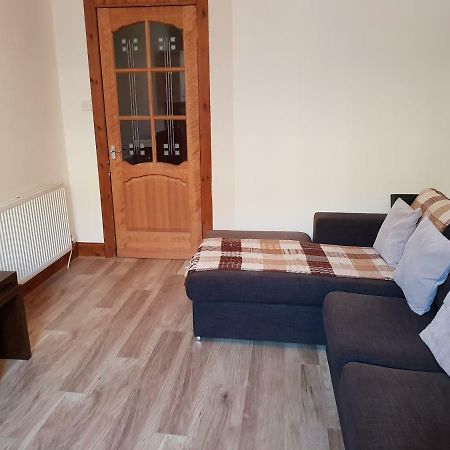 Rozina Apartment Paisley Eksteriør bilde