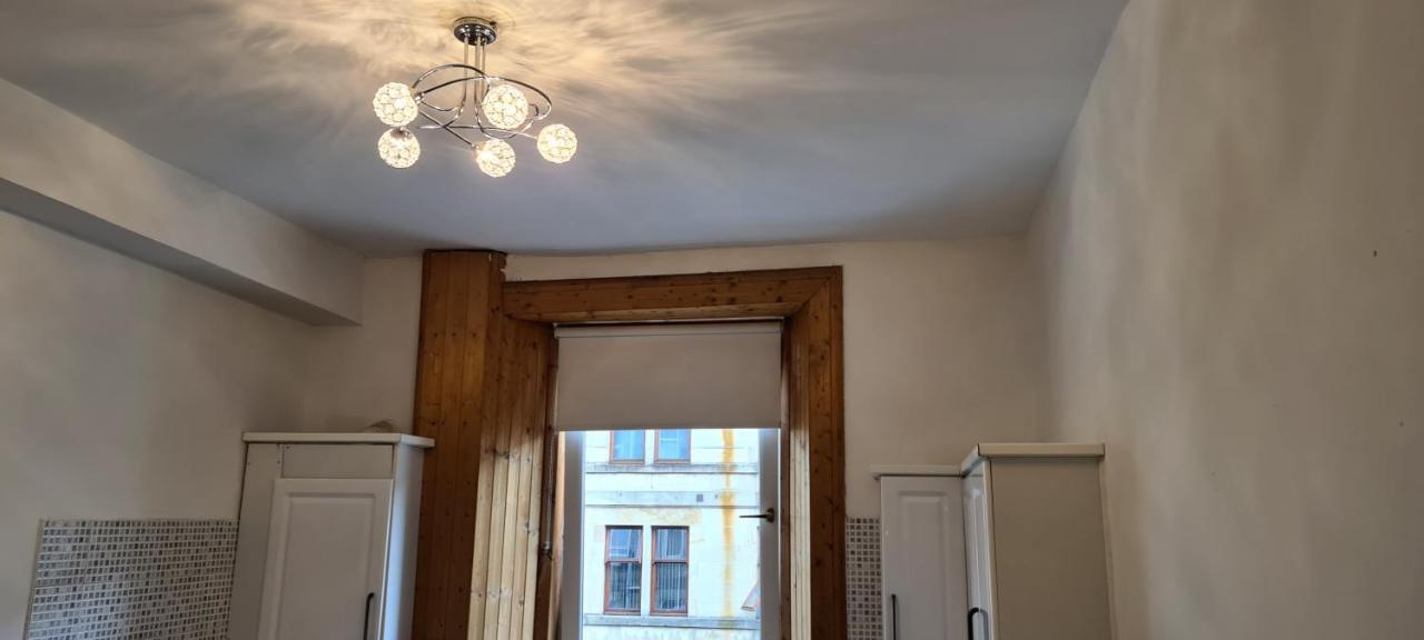 Rozina Apartment Paisley Eksteriør bilde