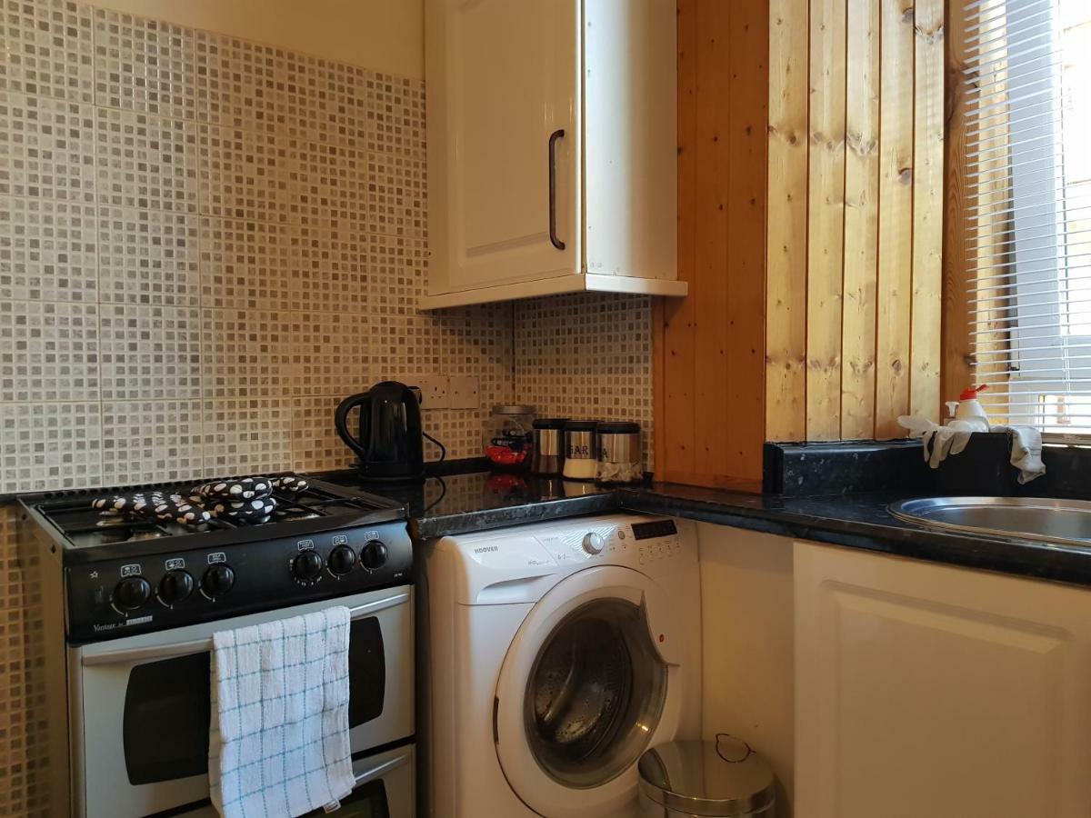Rozina Apartment Paisley Eksteriør bilde