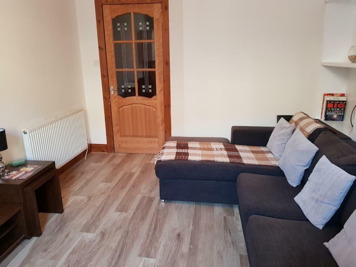 Rozina Apartment Paisley Eksteriør bilde